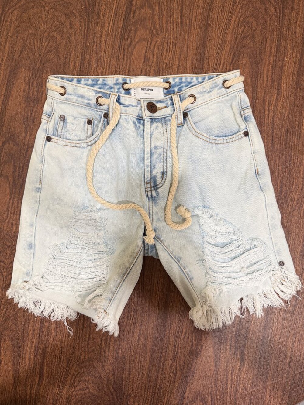 One Teaspoon Stevies Shorts - Size 24 - Picture 4 of 7